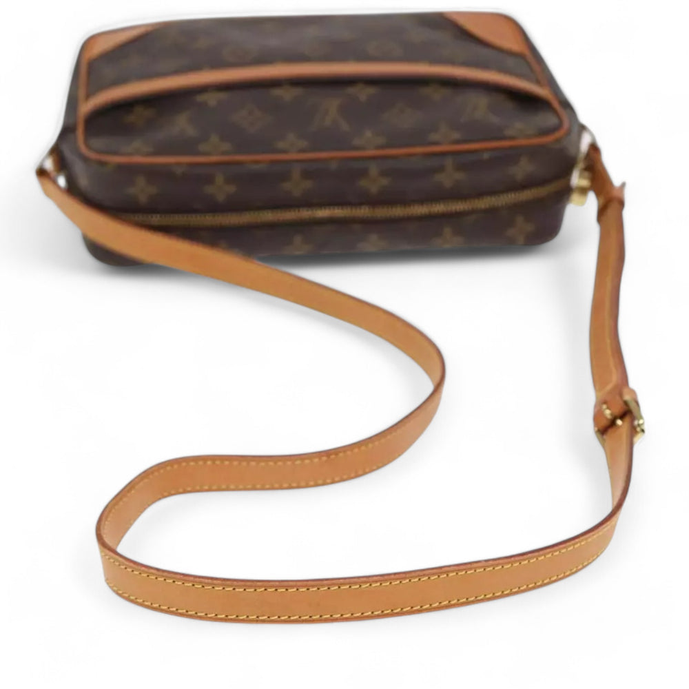 Louis Vuitton Vintage Monogram Trocadero 27 Shoulder Bag Brown Canvas Unisex