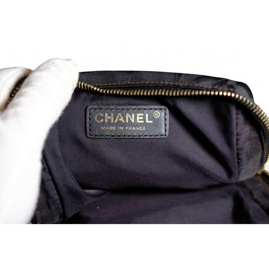 Chanel Black Crossbody Bag Vintage Quilted Nylon Unisex Gold Hardware Classic Style