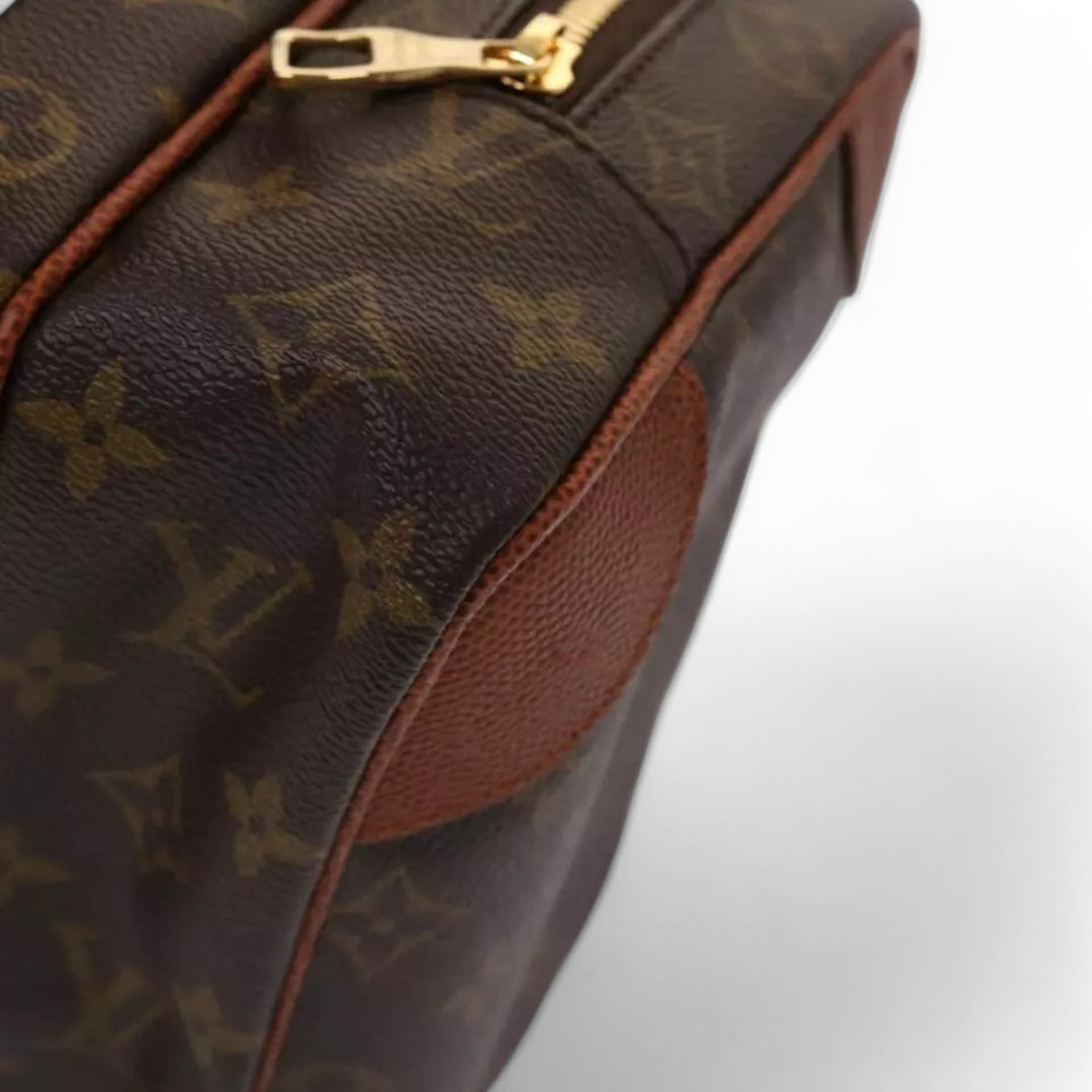 Louis Vuitton Monogram NBA Gym Bag Boston Bag 2way Brown Unisex Travel Duffle Bag with Shoulder Strap and Lock